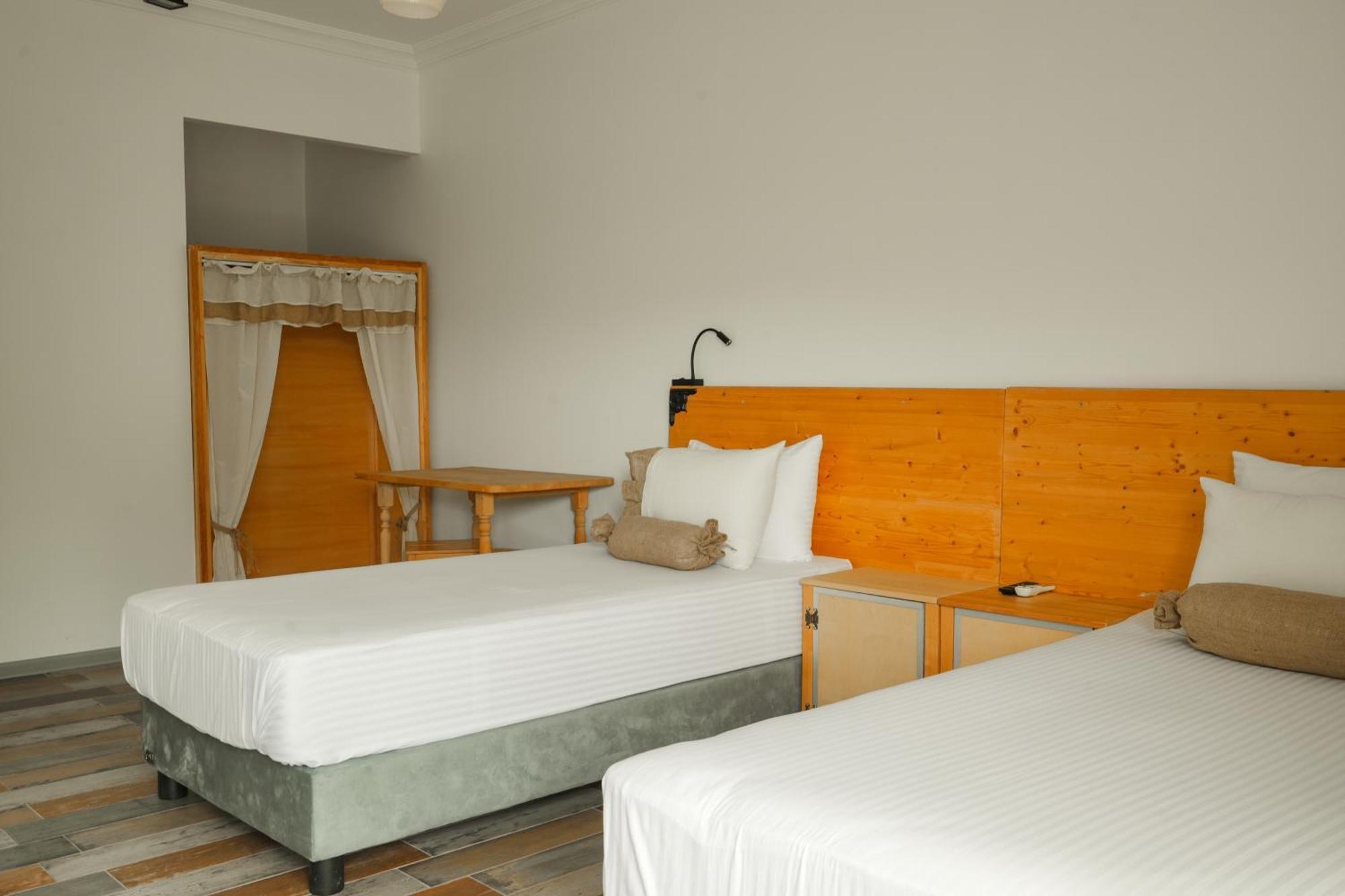 La Vida Otel Urla Exteriör bild