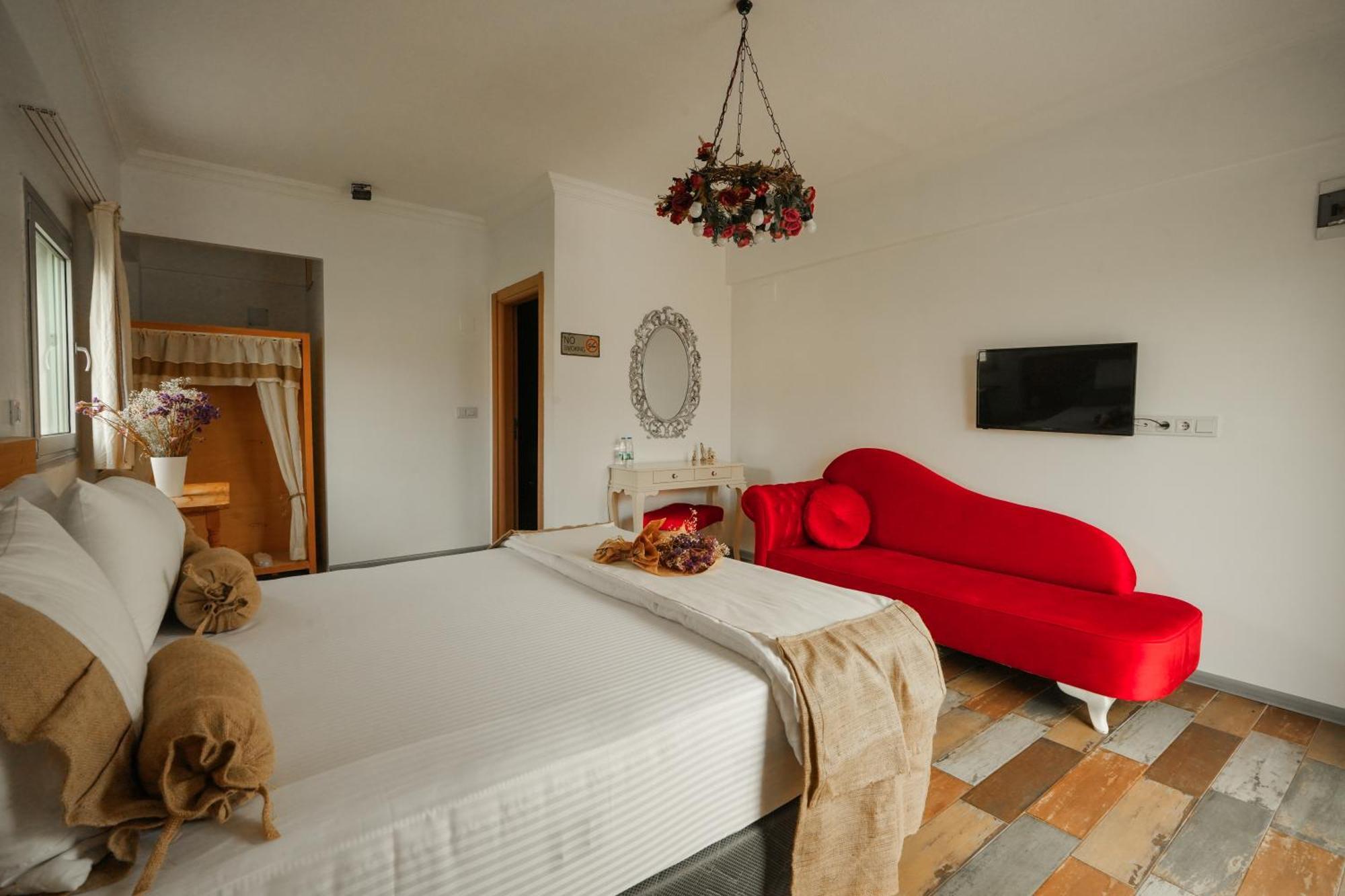 La Vida Otel Urla Exteriör bild