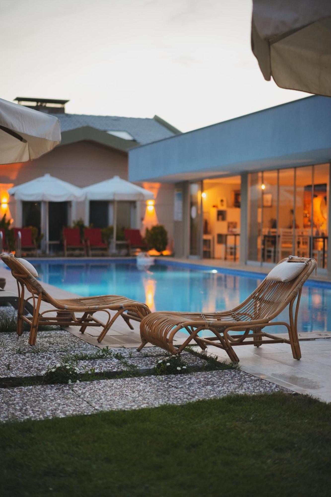 La Vida Otel Urla Exteriör bild