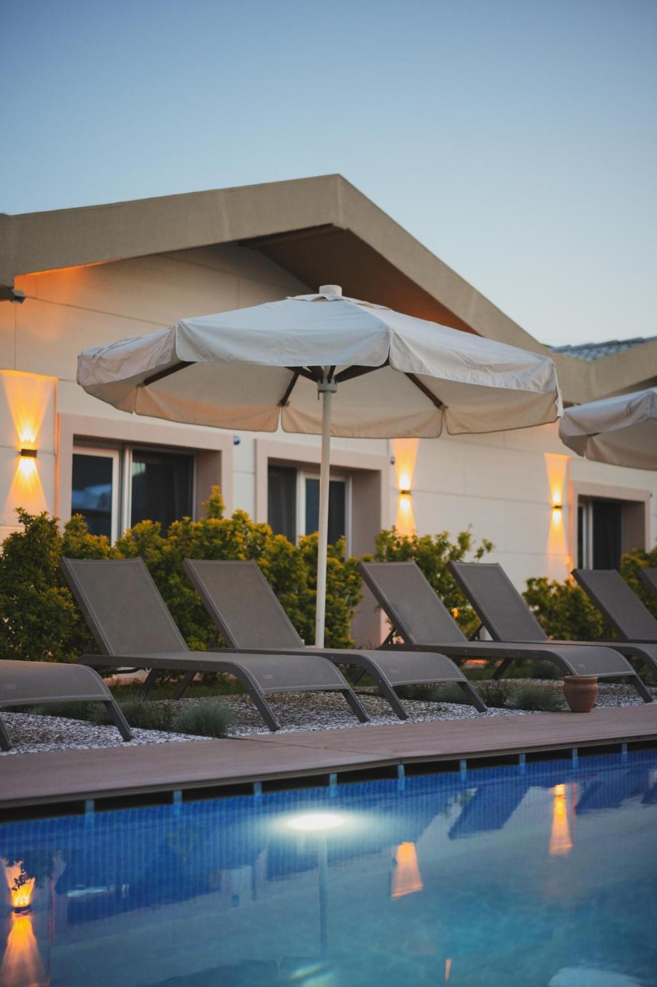 La Vida Otel Urla Exteriör bild