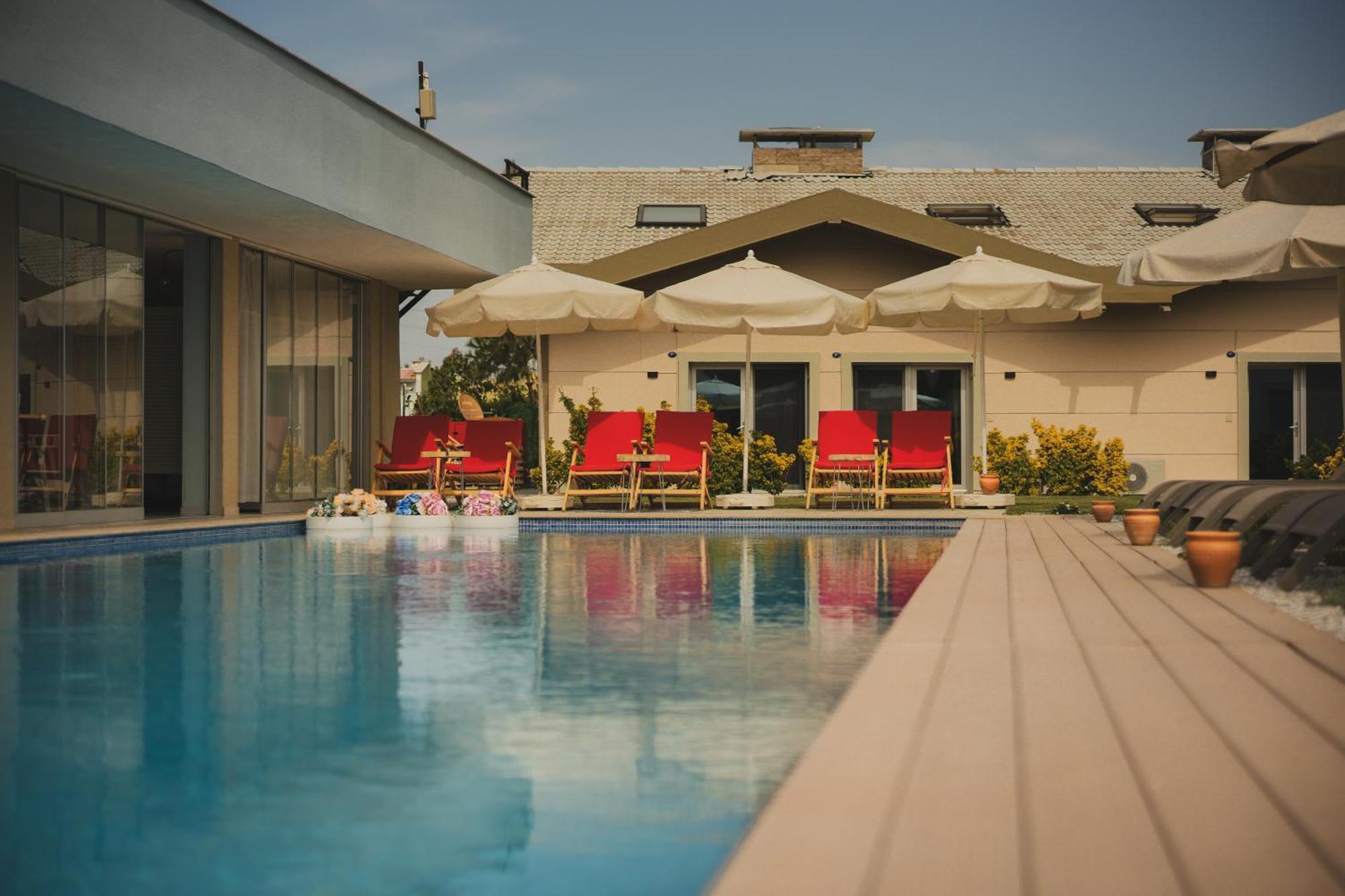 La Vida Otel Urla Exteriör bild
