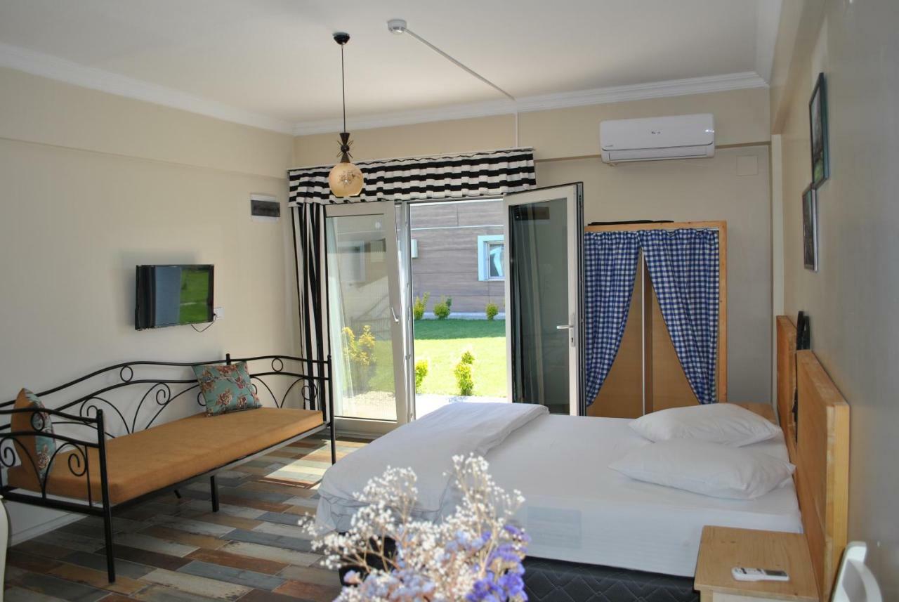 La Vida Otel Urla Exteriör bild