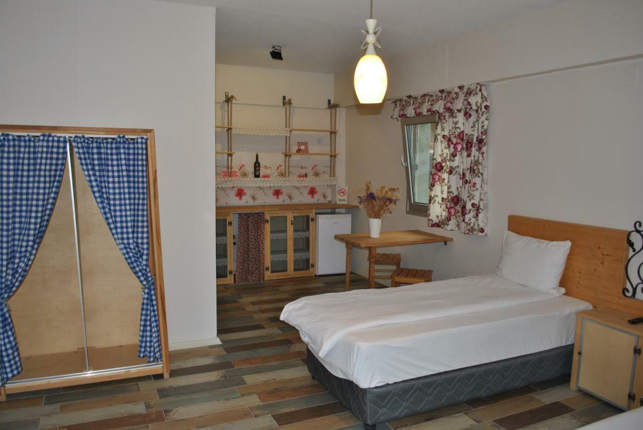 La Vida Otel Urla Exteriör bild